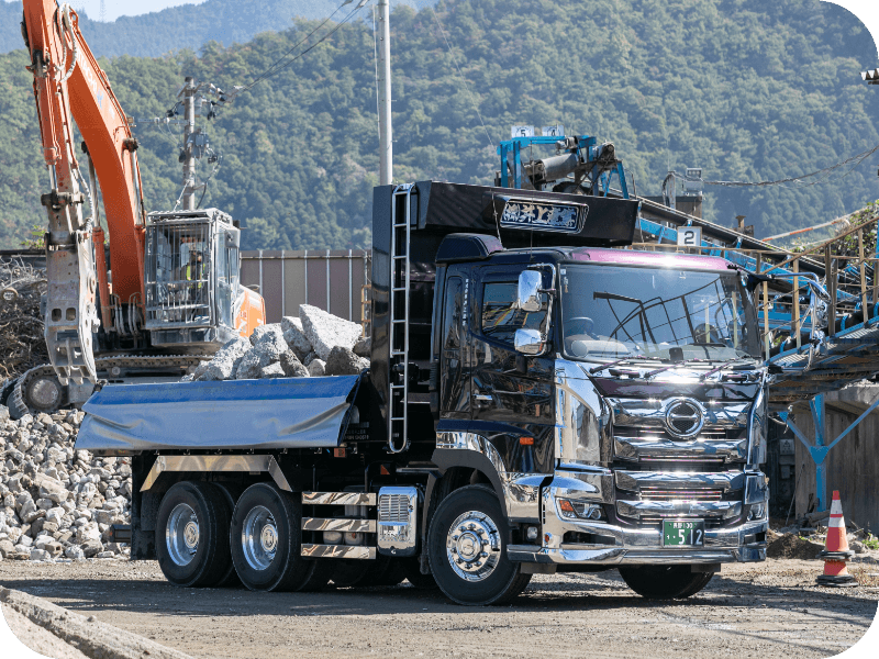 トラックの写真